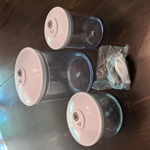 FoodSaver Kitchen Foodsaver Canister Set Of 3 And Vacuum Hose